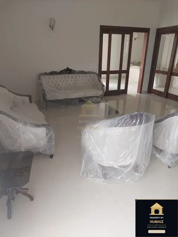 3-Bedroom Upper/Lower Portion (Brand New, 3 Bath, Unit 16) in DHA Phase 8 For Rent in DHA Phase 8 Karachi — Photograph 4