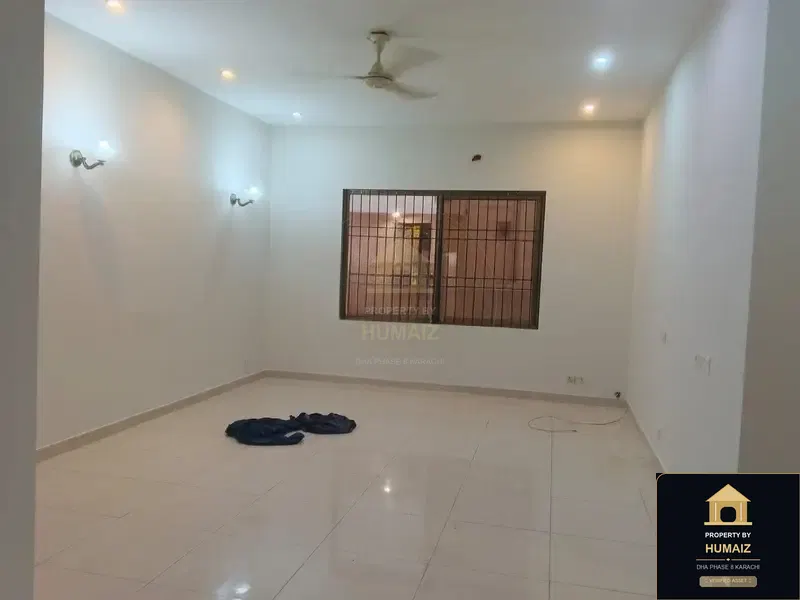 3-Bedroom Upper/Lower Portion (4 Bath, Unit 66) in DHA Phase 8 For Rent in DHA Phase 8 Karachi — Photograph 3