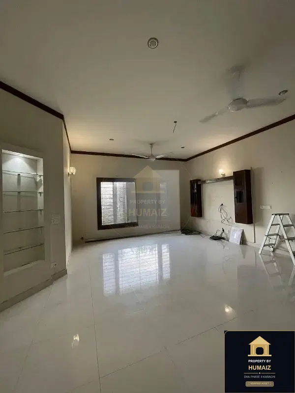 3-Bedroom Upper/Lower Portion (3 Bath, Unit 74) in DHA Phase 8 For Rent in DHA Phase 8 Karachi — Photograph 2