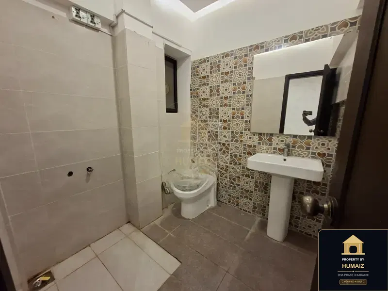 3-Bedroom Luxury Apartment (West Open, 3 Bath, Suite 48) on Al-Murtaza Commercial For Sale in DHA Phase 8 Karachi — Photograph 12