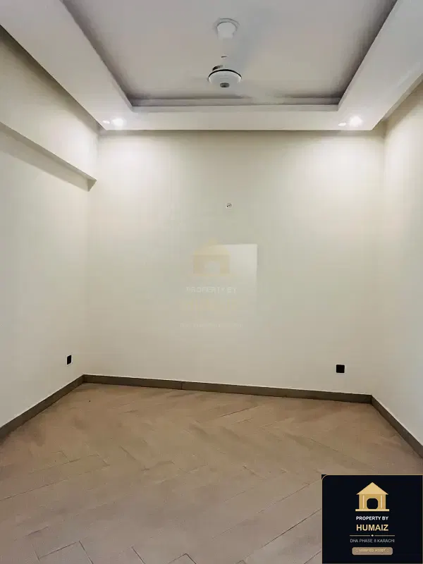 3-Bedroom Luxury Apartment (Corner, 4 Bath, Suite 29) on Al-Murtaza Commercial For Rent in DHA Phase 8 Karachi — Photograph 10