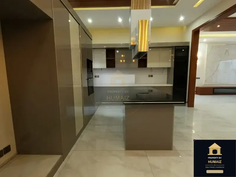 500 Sq. Yd. 5-Bedroom Luxury Villa (West Open, 5 Bath, Residence 12) in DHA Phase 8 For Sale in DHA Phase 8 Karachi — Photograph 17