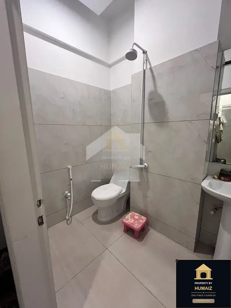 3-Bedroom Luxury Apartment (Brand New, 3 Bath, Suite 41) on Al-Murtaza Commercial For Sale in DHA Phase 8 Karachi — Photograph 8