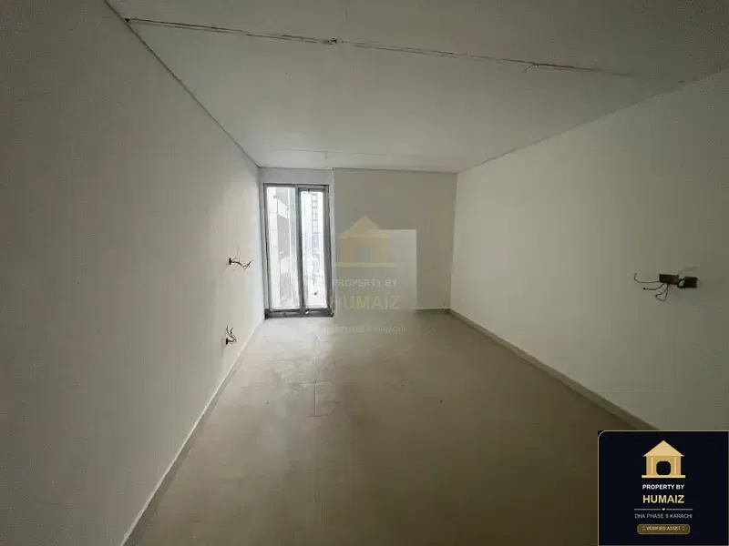 3-Bedroom Luxury Apartment (Boulevard Facing, 5 Bath, Suite 3) at Reef Towers For Sale in DHA Phase 8 Karachi — Photograph 8