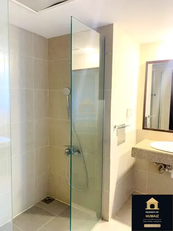 3-Bedroom Luxury Apartment (Sea Facing, 5 Bath, Suite 4) at Coral Towers For Rent in DHA Phase 8 Karachi — Photograph 10