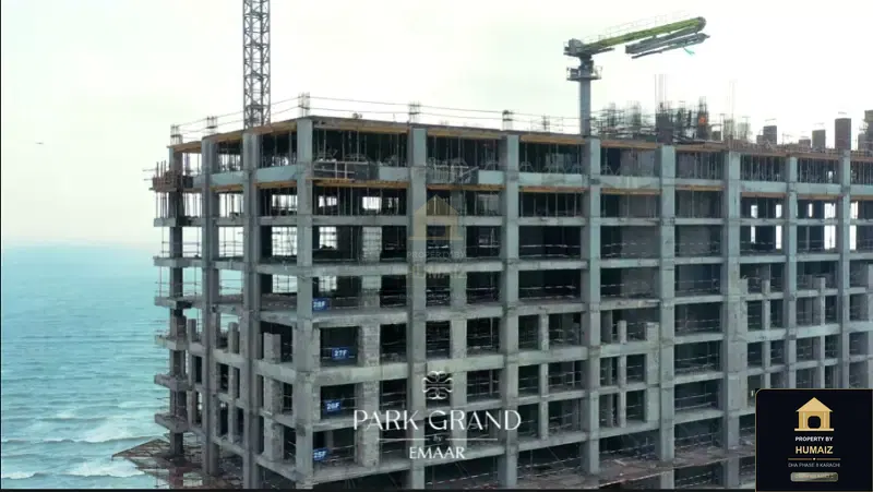 4-Bedroom Luxury Apartment (Private Pool, 4 Bath, Suite 1) at Park Edge For Sale in DHA Phase 8 Karachi — Photograph 4