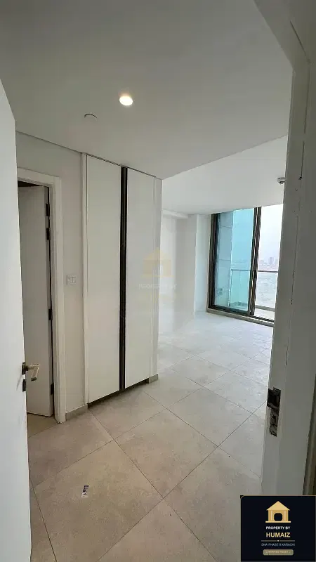 3-Bedroom Luxury Apartment (Sea Facing, 4 Bath, Suite 74) at The Views For Sale in DHA Phase 8 Karachi — Photograph 10
