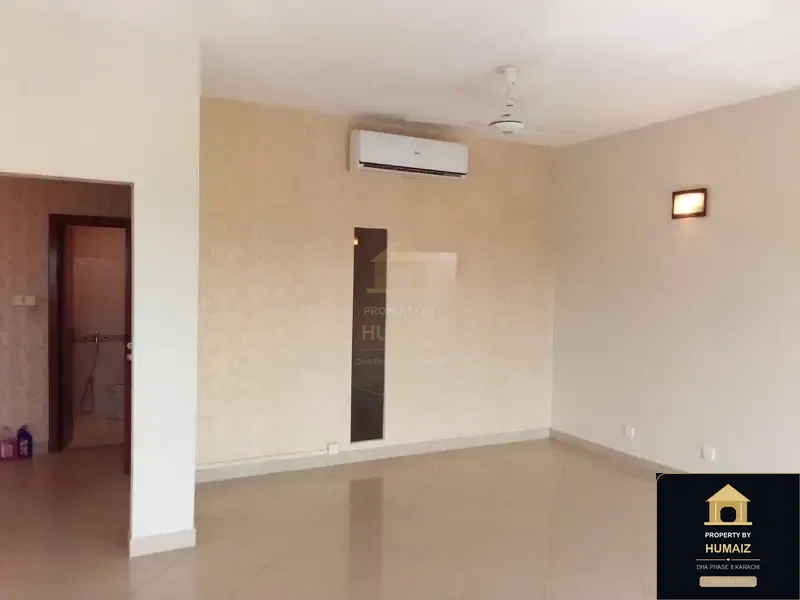 4-Bedroom Luxury Apartment (6 Bath, Suite 39) at Creek Vistas For Rent in DHA Phase 8 Karachi — Photograph 5