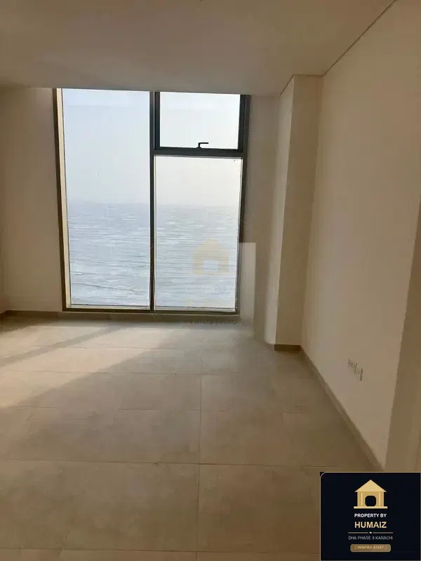 3-Bedroom Luxury Apartment (Sea Facing, 5 Bath, Suite 20) at The Views For Sale in DHA Phase 8 Karachi — Photograph 11