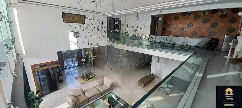 2,000 Sq. Yd. 8-Bedroom Luxury Villa (Private Pool, 7 Bath, Residence 2) in DHA Phase 8 For Sale in DHA Phase 8 Karachi — Photograph 4