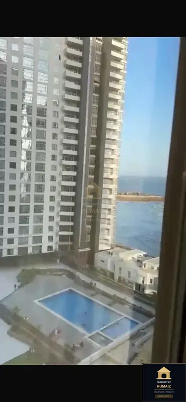 2-Bedroom Luxury Apartment (Sea Facing, 4 Bath, Suite 11) at Pearl Towers For Sale in DHA Phase 8 Karachi — Photograph 13