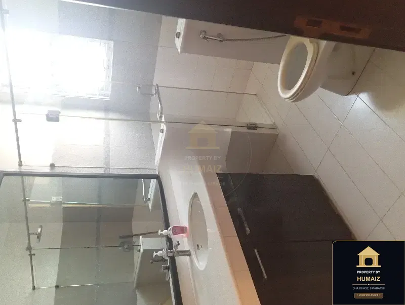 3-Bedroom Upper/Lower Portion (Private Pool, 3 Bath, Unit 17) in DHA Phase 8 For Rent in DHA Phase 8 Karachi — Photograph 5
