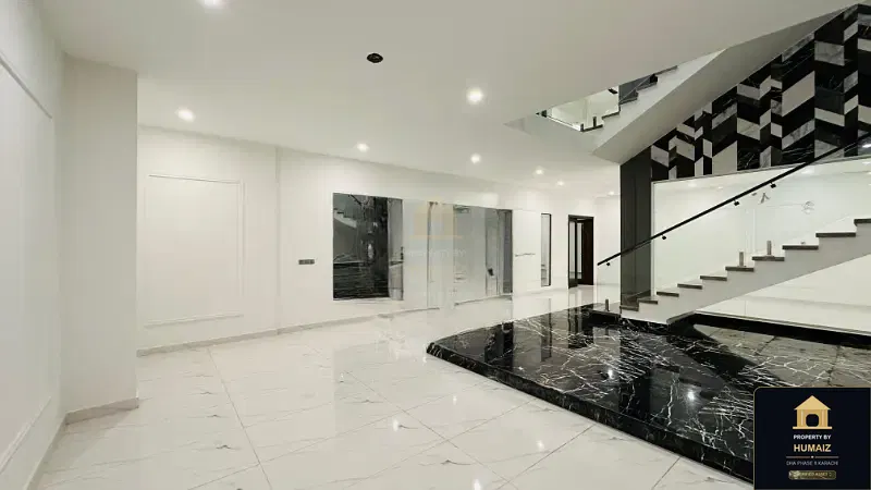 1,000 Sq. Yd. 6-Bedroom Luxury Villa (Basement, 7 Bath, Residence 5) in Zone A For Sale in DHA Phase 8 Karachi — Photograph 6