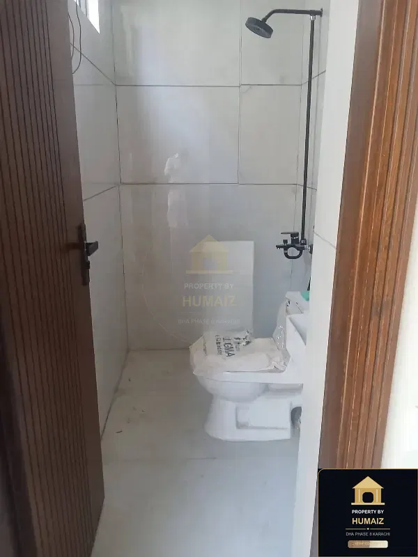 3-Bedroom Luxury Apartment (3 Bath, Suite 16) on Al-Murtaza Commercial For Rent in DHA Phase 8 Karachi — Photograph 8