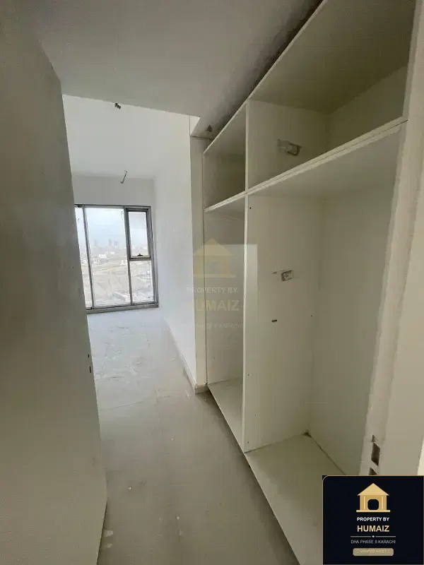 3-Bedroom Luxury Apartment (Boulevard Facing, 5 Bath, Suite 2) at Reef Towers For Sale in DHA Phase 8 Karachi — Photograph 14