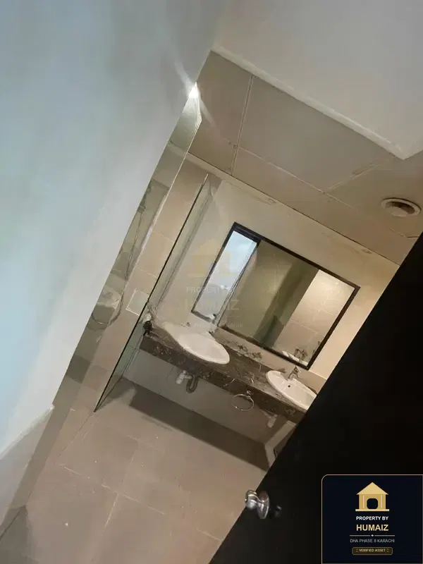 4-Bedroom Luxury Apartment (West Open, 6 Bath, Suite 2) at Coral Towers For Sale in DHA Phase 8 Karachi — Photograph 4