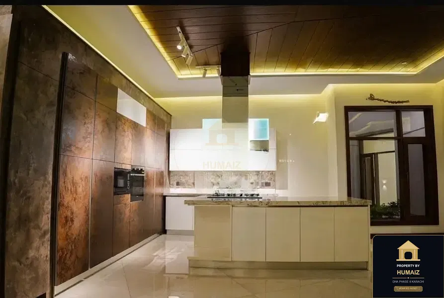 1,000 Sq. Yd. 6-Bedroom Luxury Villa (Private Pool, 6 Bath, Residence 41) in DHA Phase 8 For Sale in DHA Phase 8 Karachi — Photograph 2