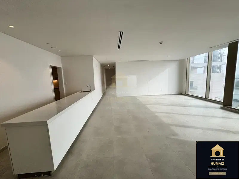 3-Bedroom Luxury Apartment (Sea Facing, 4 Bath, Suite 4) at Emaar Oceanfront For Rent in DHA Phase 8 Karachi — Photograph 12