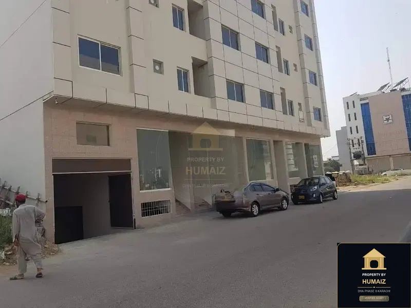 4-Bedroom Luxury Apartment (Basement, 5 Bath, Suite 1) on Al-Murtaza Commercial For Sale in DHA Phase 8 Karachi — Photograph 2