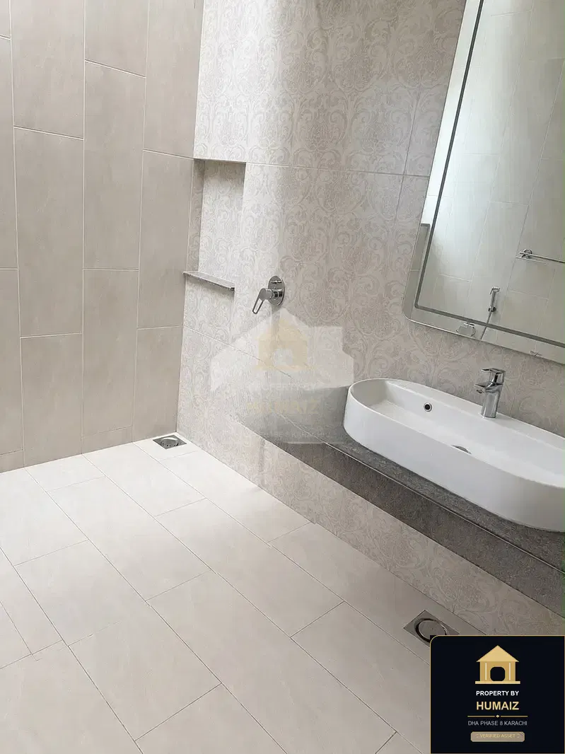 3-Bedroom Upper/Lower Portion (Brand New, 4 Bath, Unit 31) in DHA Phase 8 For Rent in DHA Phase 8 Karachi — Photograph 10