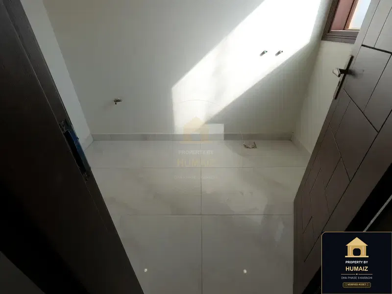 500 Sq. Yd. 6-Bedroom Luxury Villa (Basement, 6 Bath, Residence 112) in DHA Phase 8 For Sale in DHA Phase 8 Karachi — Photograph 38