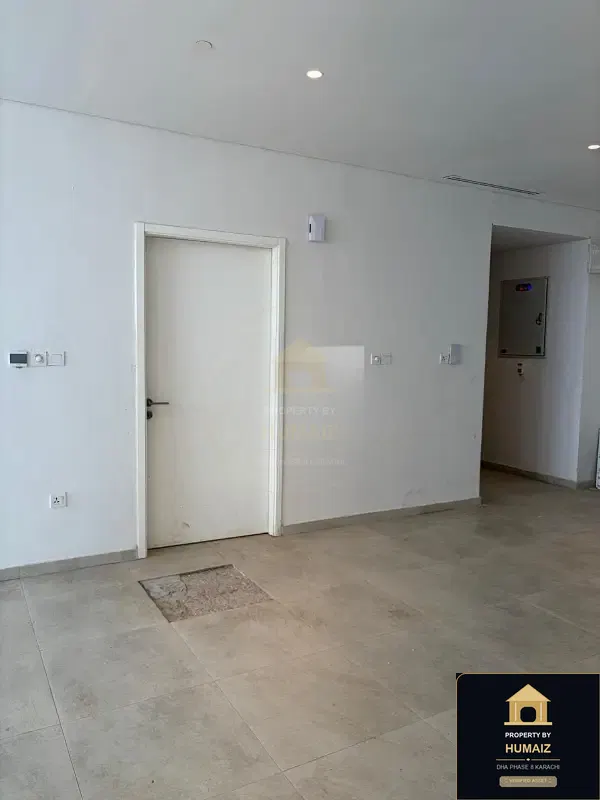 2-Bedroom Luxury Apartment (3 Bath, Suite 3) at Emaar Oceanfront For Sale in DHA Phase 8 Karachi — Photograph 2