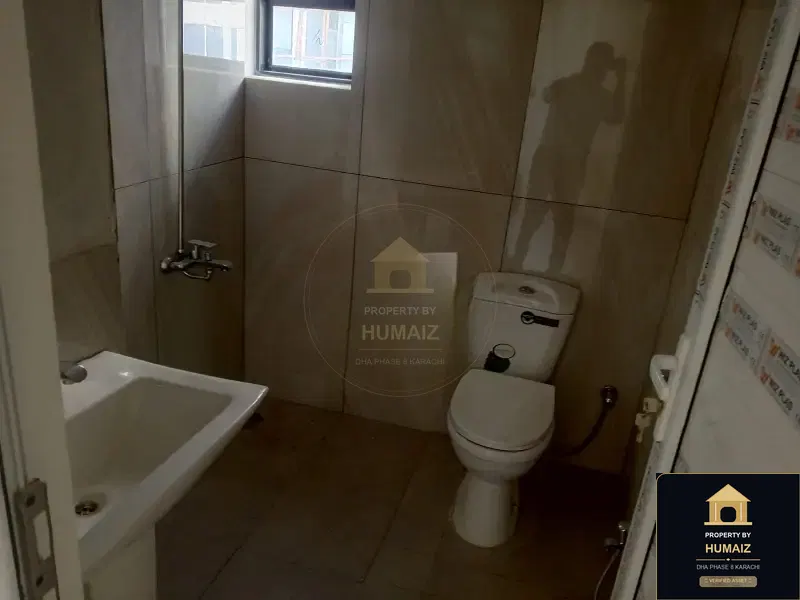 3-Bedroom Luxury Apartment (Basement, 3 Bath, Suite 5) on Al-Murtaza Commercial For Sale in DHA Phase 8 Karachi — Photograph 10