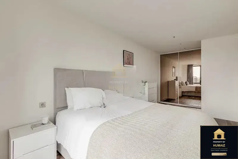2-Bedroom Luxury Apartment (Sea Facing, 2 Bath, Suite 14) at Pearl Towers For Sale in DHA Phase 8 Karachi — Photograph 6