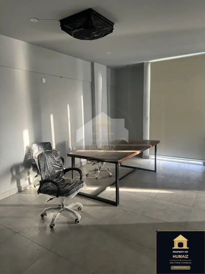 111 Sq. Yd. Corporate Office Space (Corner, Unit 4) on Zulfiqar Commercial For Rent in DHA Phase 8 Karachi — Photograph 2