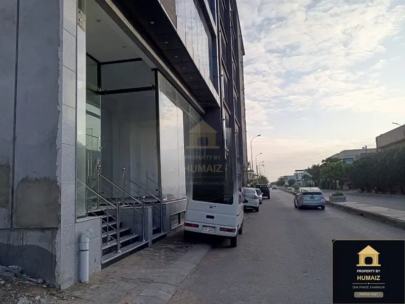 500 Sq. Yd. Commercial Retail Shop in DHA Phase 8 For Rent in DHA Phase 8 Karachi — Photograph 6