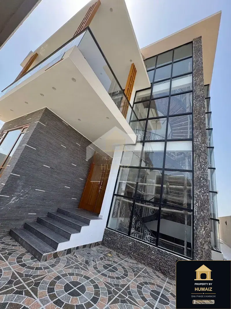 300 Sq. Yd. 5-Bedroom Luxury Villa (Basement, 6 Bath, Residence 12) in DHA Phase 8 For Sale in DHA Phase 8 Karachi — Photograph 9