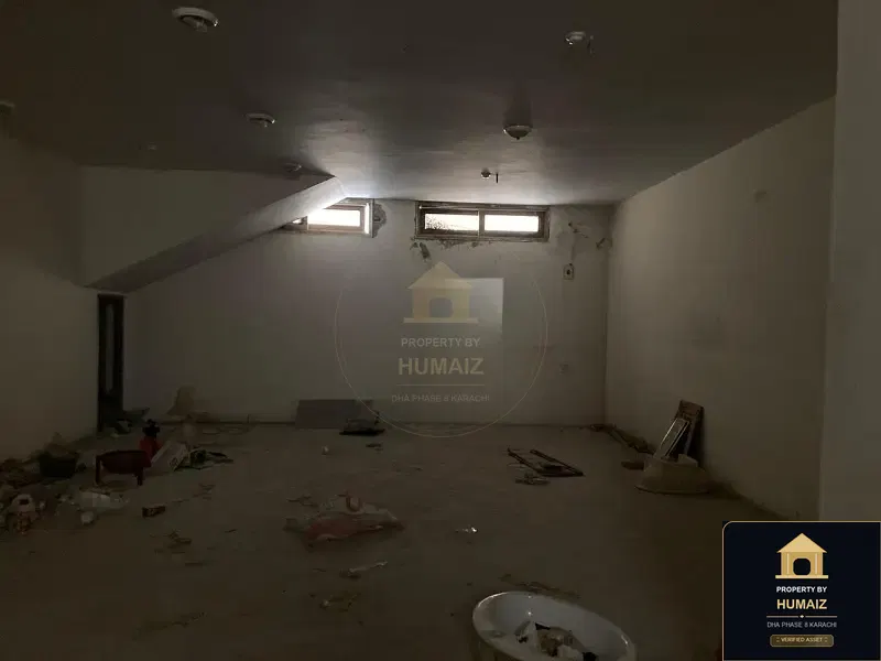1,632 Sq. Yd. 1-Bedroom Luxury Villa in Zone A For Sale in DHA Phase 8 Karachi — Photograph 8