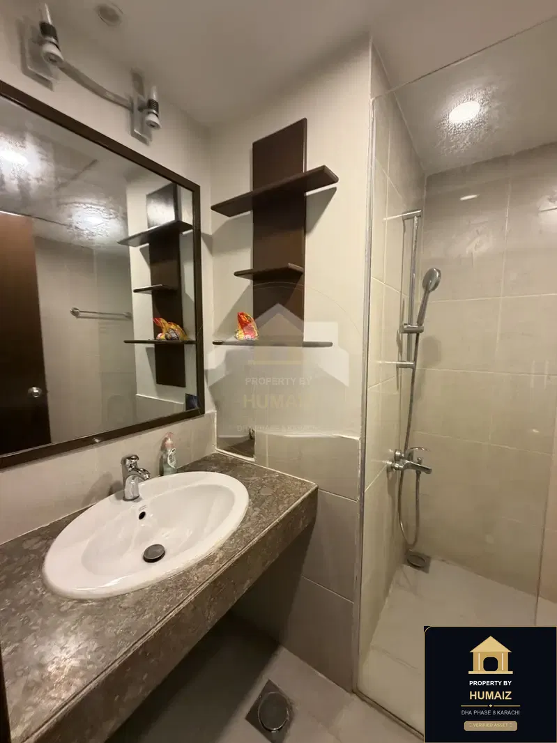1-Bedroom Luxury Apartment (Sea Facing, 1 Bath, Suite 3) at Emaar Oceanfront For Sale in DHA Phase 8 Karachi — Photograph 6