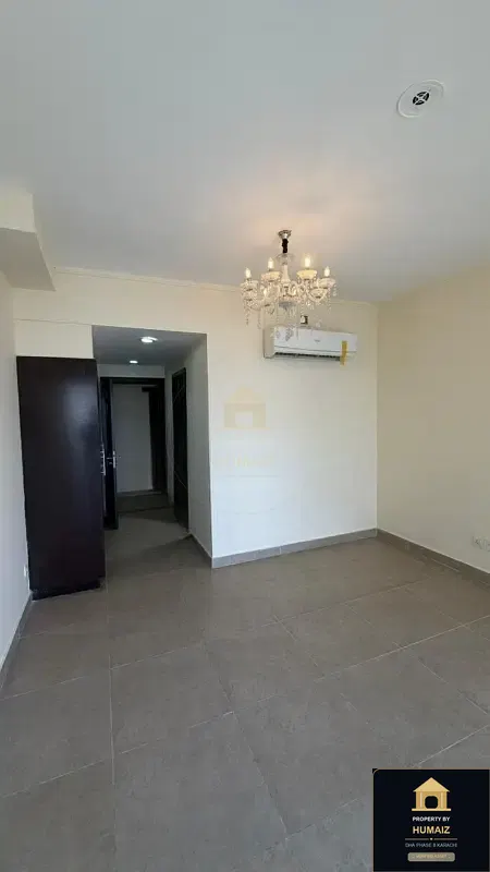 2-Bedroom Luxury Apartment (Sea Facing, 2 Bath, Suite 10) at Coral Towers For Sale in DHA Phase 8 Karachi — Photograph 5