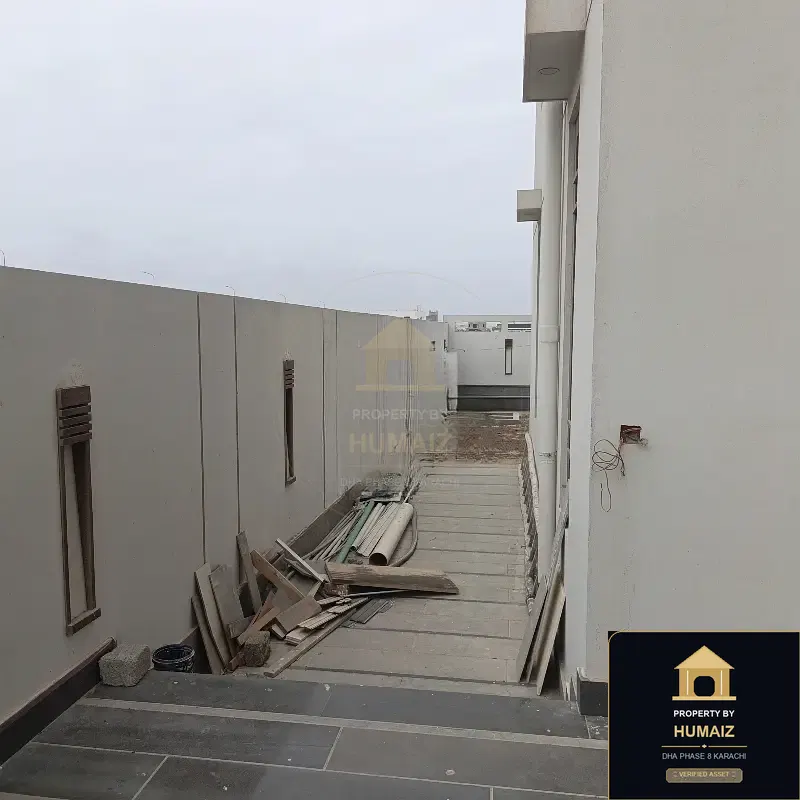 1,000 Sq. Yd. 7-Bedroom Luxury Villa (Private Pool, 6 Bath, Residence 17) in DHA Phase 8 For Sale in DHA Phase 8 Karachi — Photograph 12