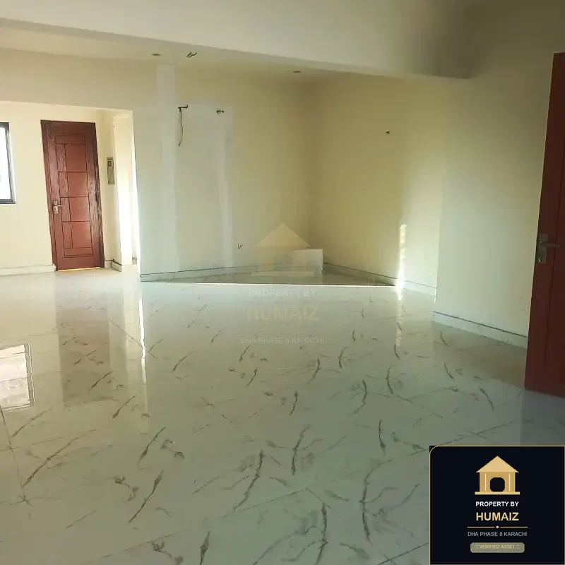 222 Sq. Yd. Corporate Office Space (Brand New, 2 Bath, Unit 12) on Al-Murtaza Commercial For Rent in DHA Phase 8 Karachi — Photograph 3