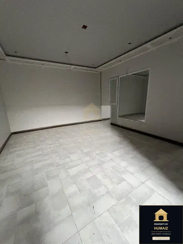 300 Sq. Yd. 5-Bedroom Luxury Villa (Corner, 6 Bath, Residence 6) in Khayaban-e-Sahil For Sale in DHA Phase 8 Karachi — Photograph 8