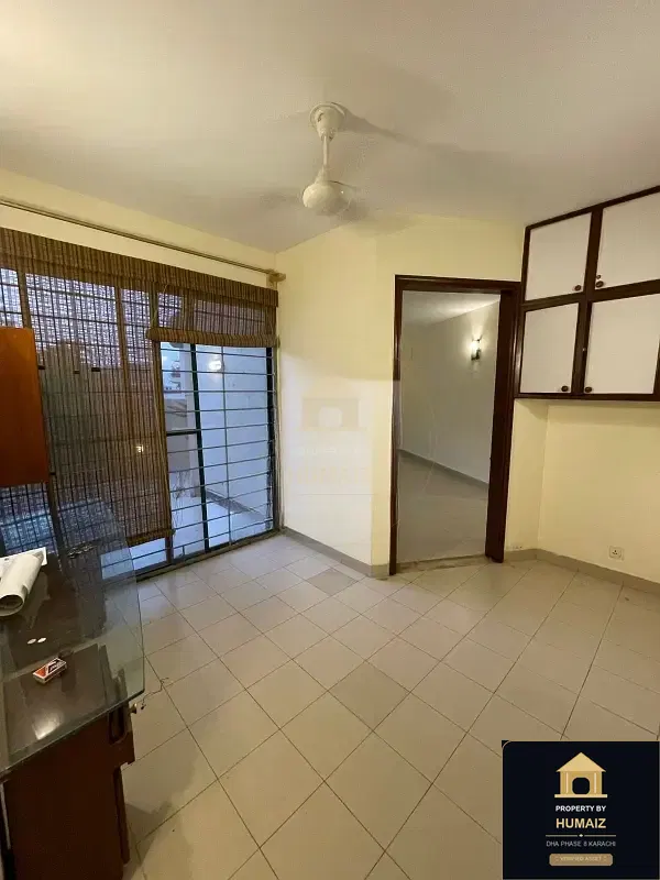 500 Sq. Yd. 4-Bedroom Luxury Villa on Zulfiqar Commercial For Sale in DHA Phase 8 Karachi — Photograph 11