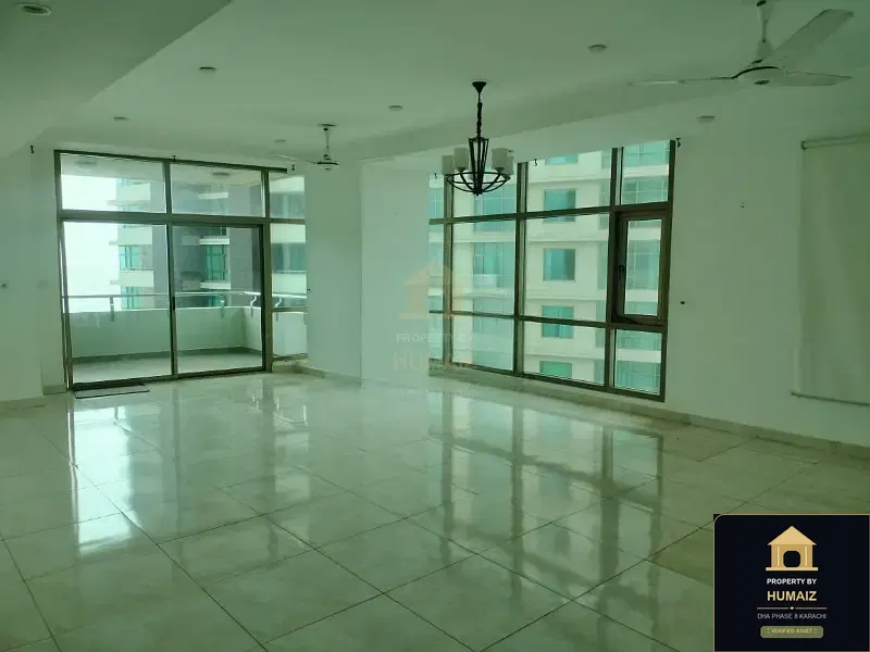 3-Bedroom Luxury Apartment (Sea Facing, 5 Bath, Suite 32) at Pearl Towers For Sale in DHA Phase 8 Karachi — Photograph 3