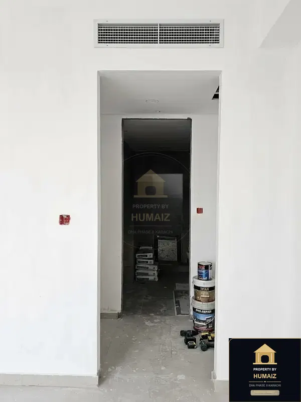 1-Bedroom Luxury Apartment (Private Pool, 2 Bath, Suite 21) at Panorama For Sale in DHA Phase 8 Karachi — Photograph 2