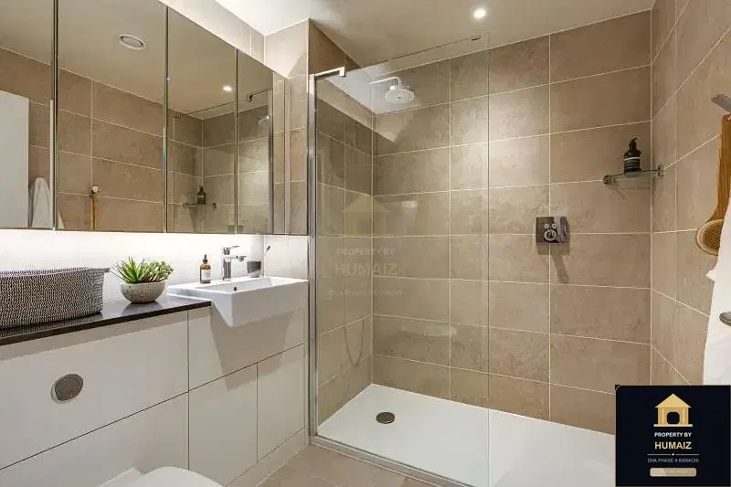 2-Bedroom Luxury Apartment (Sea Facing, 2 Bath, Suite 27) at Coral Towers For Sale in DHA Phase 8 Karachi — Photograph 9