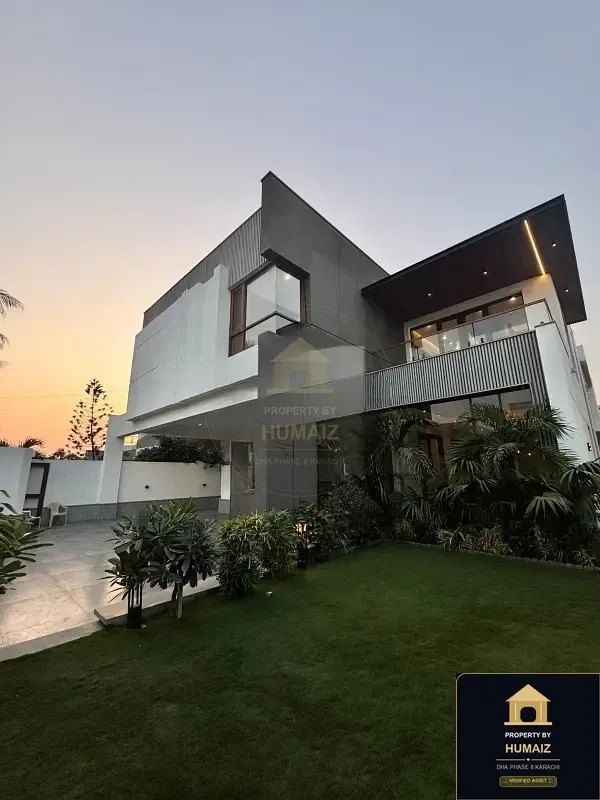 1,000 Sq. Yd. 6-Bedroom Luxury Villa (Private Pool, 6 Bath, Residence 12) in Zone A For Sale in DHA Phase 8 Karachi — Photograph 2