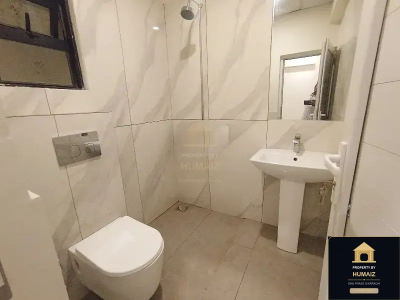 3-Bedroom Luxury Apartment (Brand New, 3 Bath, Suite 20) on Al-Murtaza Commercial For Rent in DHA Phase 8 Karachi — Photograph 3