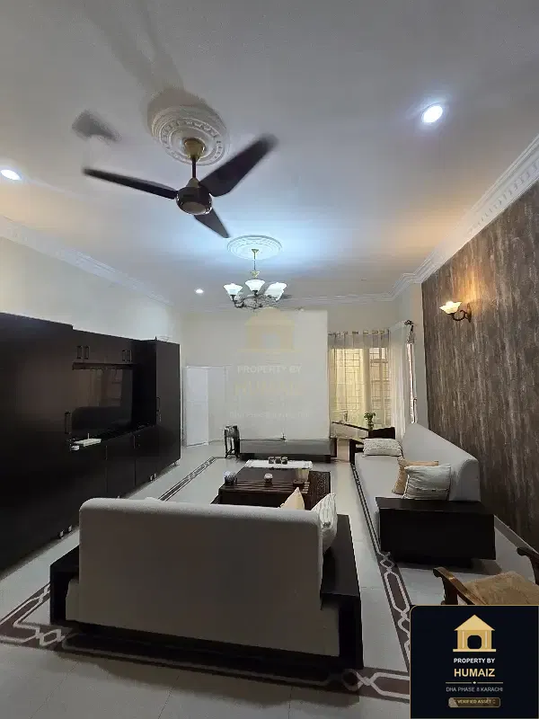 500 Sq. Yd. 5-Bedroom Luxury Villa (Basement, 6 Bath, Residence 3) on Zulfiqar Commercial For Sale in DHA Phase 8 Karachi — Photograph 7