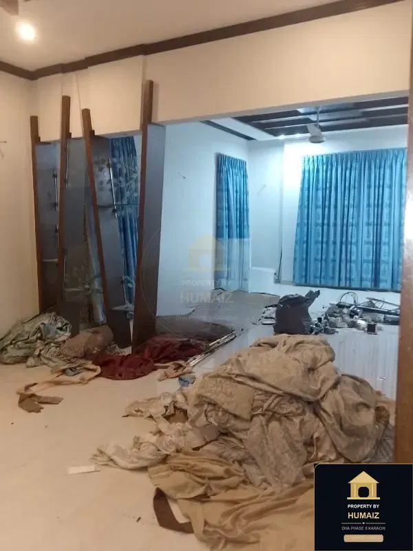 500 Sq. Yd. 6-Bedroom Luxury Villa (7 Bath, Residence 2) in Khayaban-e-Tariq For Rent in DHA Phase 8 Karachi — Photograph 4