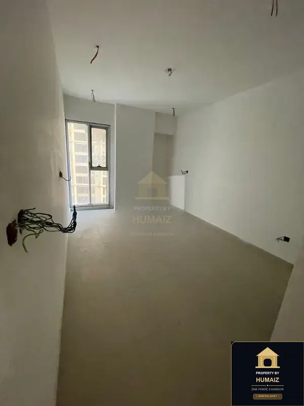 2-Bedroom Luxury Apartment (3 Bath, Suite 2) at Reef Towers For Sale in DHA Phase 8 Karachi — Photograph 9