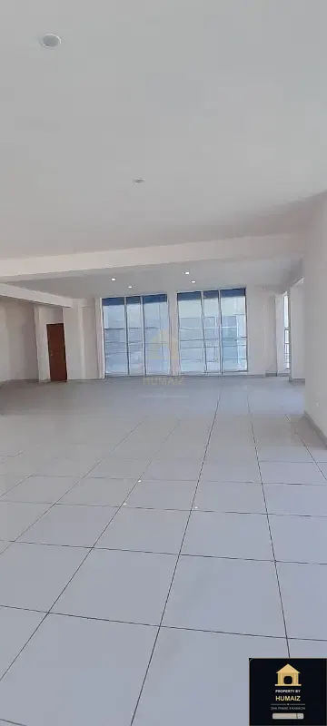 222 Sq. Yd. Corporate Office Space (Brand New, Unit 1) on Zulfiqar Commercial For Rent in DHA Phase 8 Karachi — Photograph 5