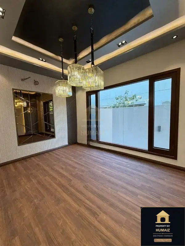 1,000 Sq. Yd. 10-Bedroom Luxury Villa (Basement, 6 Bath, Residence 3) in Zone A For Sale in DHA Phase 8 Karachi — Photograph 7
