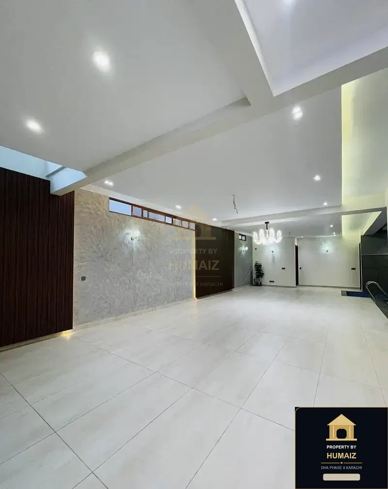 500 Sq. Yd. 6-Bedroom Luxury Villa (West Open, 6 Bath, Residence 105) in DHA Phase 8 For Sale in DHA Phase 8 Karachi — Photograph 7