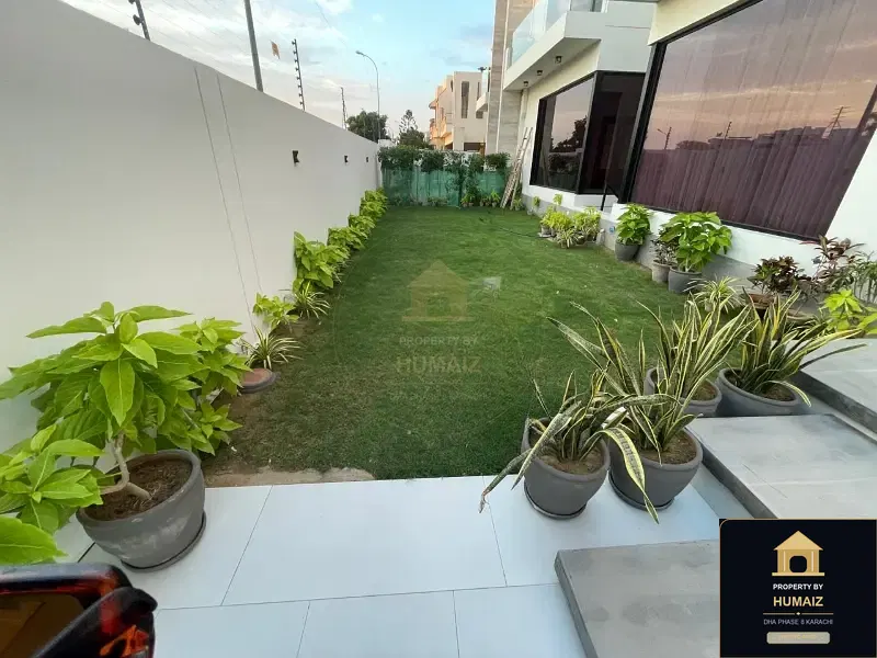 1,000 Sq. Yd. 11-Bedroom Luxury Villa (West Open, 7 Bath, Residence 1) in DHA Phase 8 For Sale in DHA Phase 8 Karachi — Photograph 12